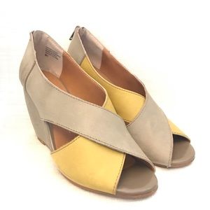Stylish, gently worn, wedges. 3 1/2 inch wedge.